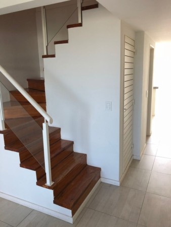 VENTA DUPLEX VISTA RIO 2 DORMITORIOS