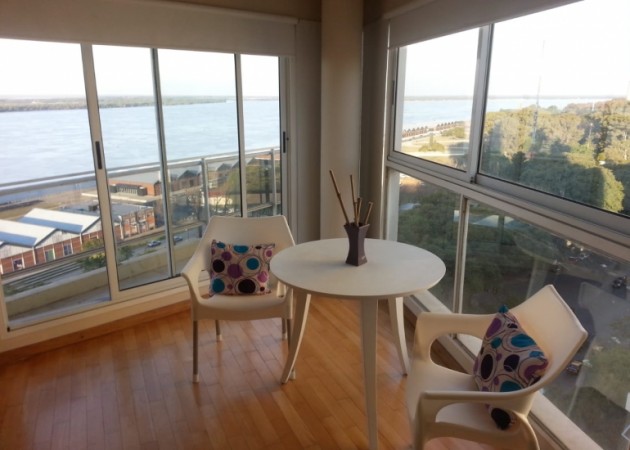 VENTA MONOAMBIENTE, TERRAZA EXCLUSIVA, VISTA FRANCA RIO. BALCON. IMPECABLE