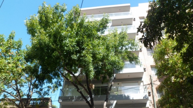 VENTA DPTO 2 DORMITORIOS. CERRITO 951, SEMIPISO, BALCON. EXTERNO