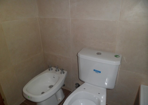 VENTA DPTO 2 DORMITORIOS. CERRITO 951, SEMIPISO, BALCON. EXTERNO