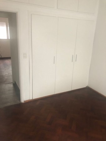 MB Negocios Inmobiliarios Vende . CORDOBA 1659. RECICLADO. LUMINOSO