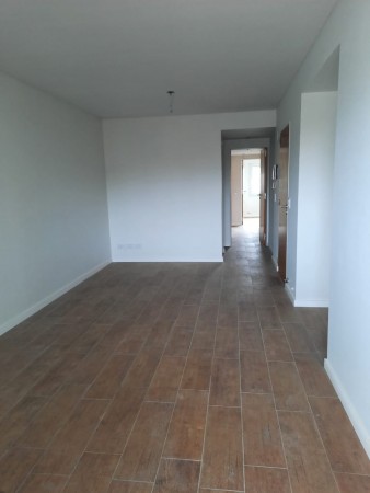 VENTA DPTO 2 DORMITORIOS,SEMIPISO, EXTERNO, BALCON.  ESPAÑA 300