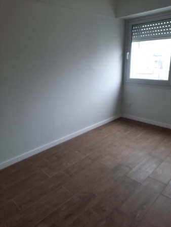 VENTA DPTO 2 DORMITORIOS,SEMIPISO, EXTERNO, BALCON.  ESPAÑA 300