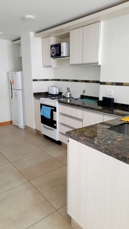 MB Negocios Inmobiliarios vende Corrientes 1600. Semipiso. Externo. Balcones. Pileta. 