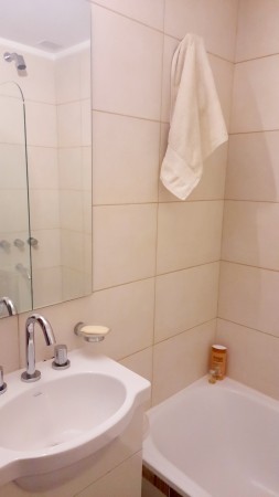 MB Negocios Inmobiliarios vende Corrientes 1600. Semipiso. Externo. Balcones. Pileta. 