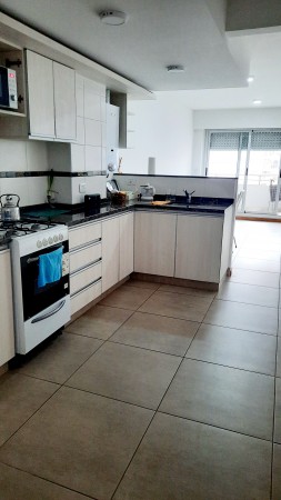MB Negocios Inmobiliarios vende Corrientes 1600. Semipiso. Externo. Balcones. Pileta. 