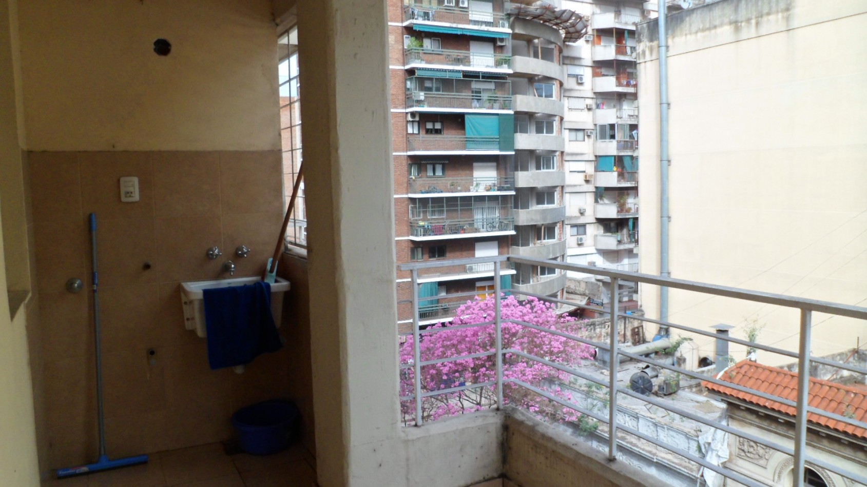 MB Negocios Inmobiliarios ALQUILA. Zeballos 1321. Externo, balcon, luminoso, ventilacion cruzada.