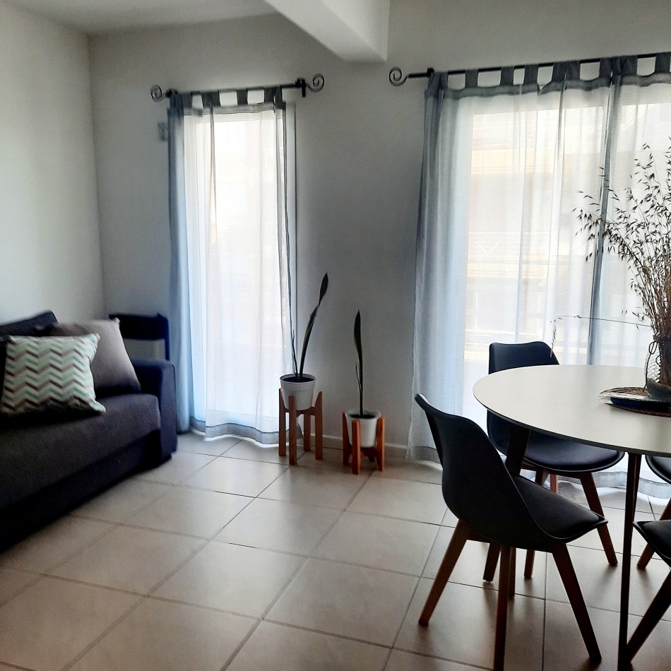 MB Negocios Inmobiliarios VENDE San Juan 678. balcon, externo