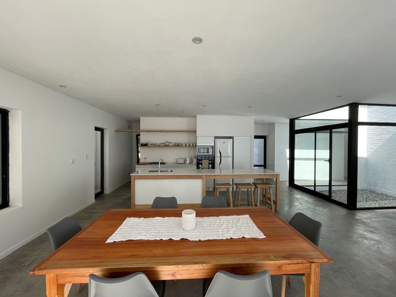 Venta Casa Estancia Estrella Federal. Ramallo , provincia Buenos Aires. Totalmente equipada a estrenar .