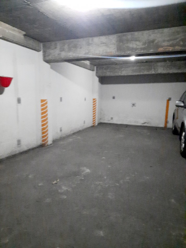 MB Negocios inmobiliarios Vende. Cochera. CORRIENTES 1345