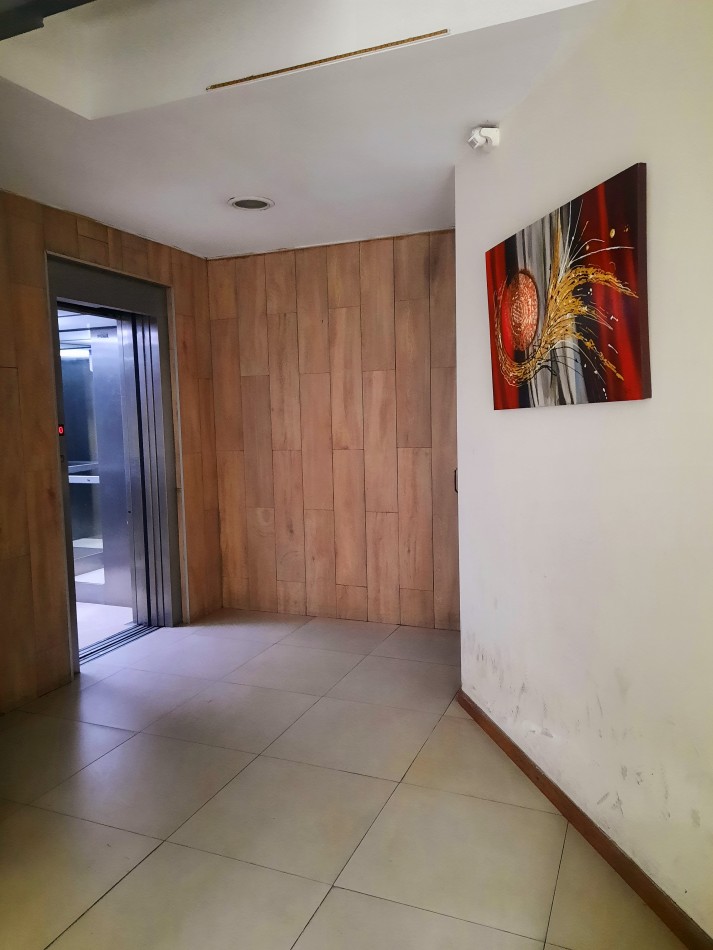 MB alquila Montevideo 411. Monoambiente, balcon