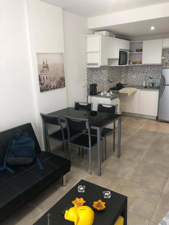 MB Negocios inmobiliarios VENDE ITUIZANGO 65. Piso 3. Monoambiente, balcon