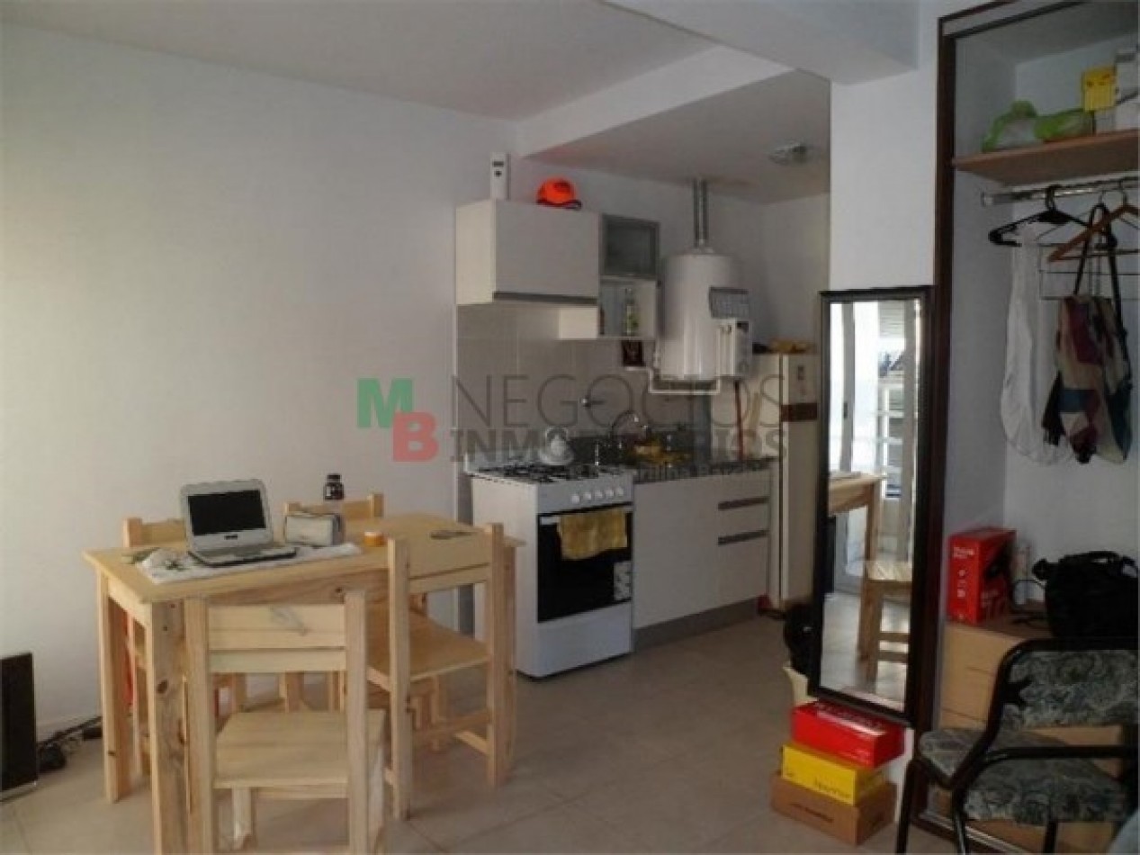 MB Negocios Inmobiliarios VENDE San Juan 678. balcón, externo