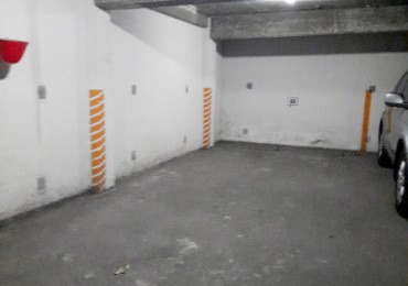 MB Negocios inmobiliarios Vende. Cochera. CORRIENTES 1345
